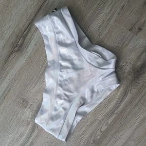 Cleo pole shorts white holographic
